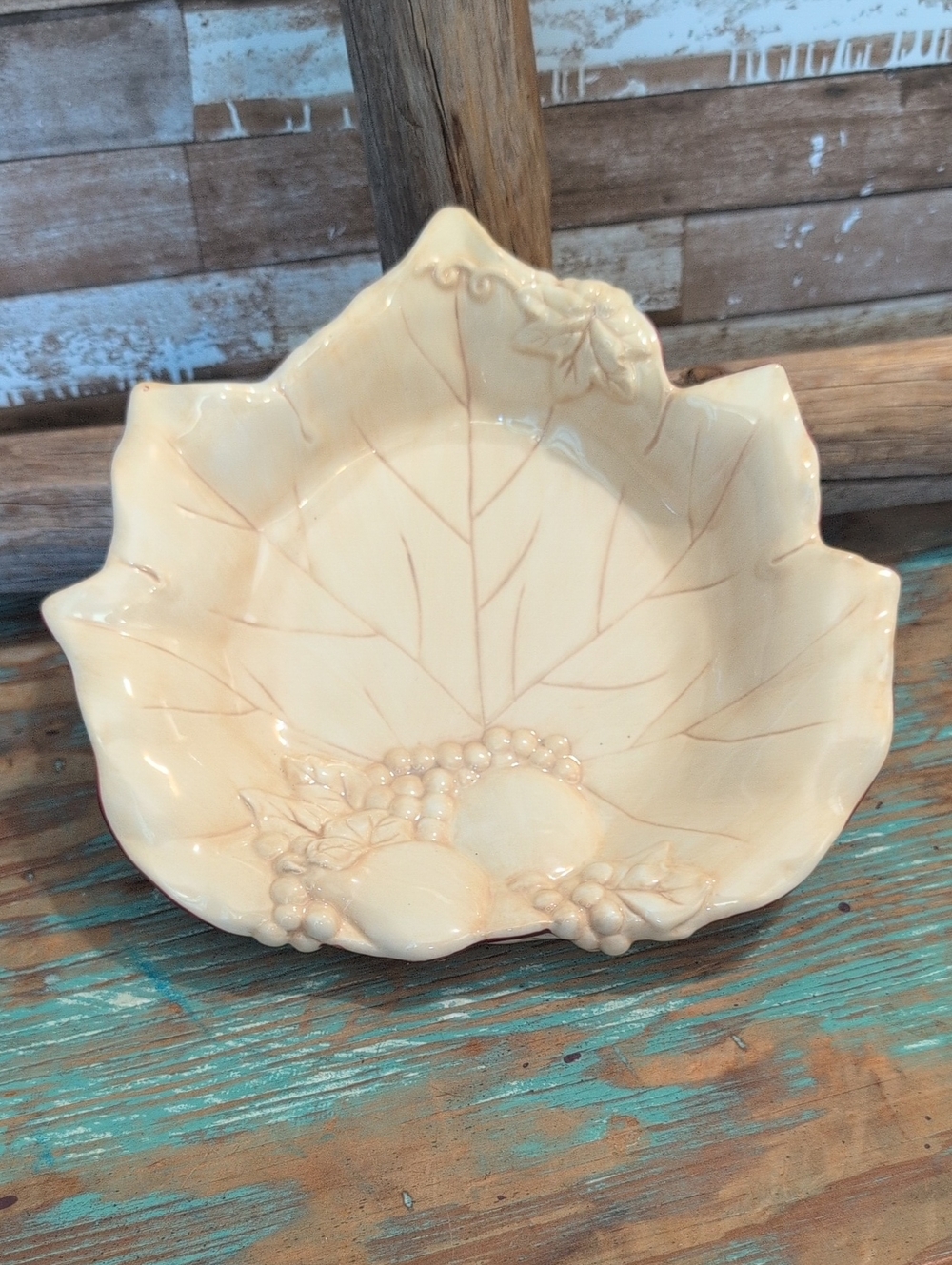 Vintage Hallmark Red/Cream Autumn Ceramic Dish With Raised Fruit & Vine